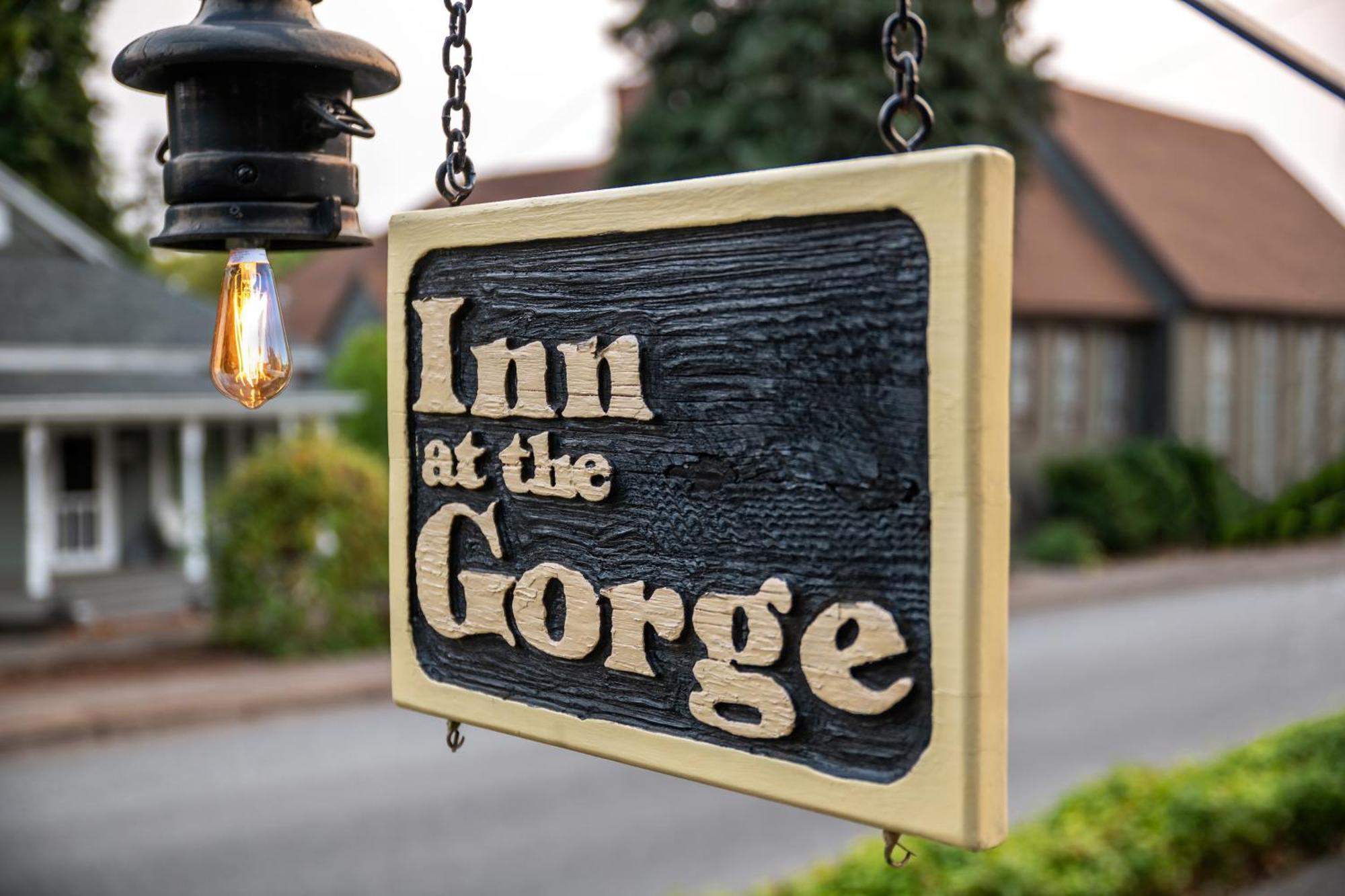 הוד ריבר Inn At The Gorge מראה חיצוני תמונה